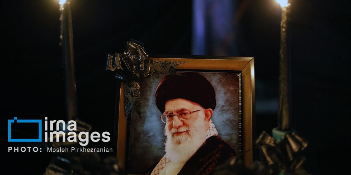 ارتباط صمیمانه رهبر شهید با هنرمندان، انرژی‌بخش فضای هنر بود/ برپایی «خیمه هنر» در مشهد