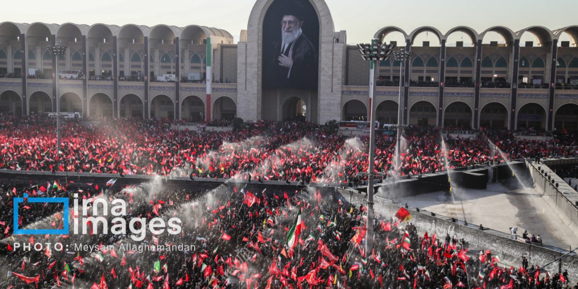 سازهایی که برای آقای شهید ایران کوک شدند؛ روایت‌هایی از دلتنگی