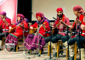فراخوان هجدهمین جشنواره موسیقی نواحی منتشر شد/اجرای بانوان «آوای صحرا» در نیاوران